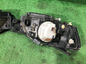 ไฟหน้า Ксенон SUBARU LEGACY LANCASTER OEM 84001AE300, 84001AE310 BHE BH9 BH5 BE5 BE9 BEE 2002