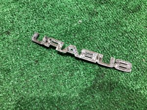 エンブレム SUBARU SUBARU LEGACY LANCASTER OEM 93073AE570 BHE BH9 2002 SILVER/GREY 1U2