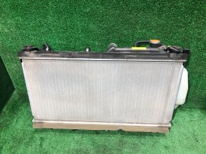 หม้อน้ำ без навесного 73111FG002 SUBARU WRX STI