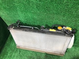 Radiador del motor без навесного SUBARU WRX STI OEM 73111FG002 VAB VAG VA 2015 EJ20Y MT6