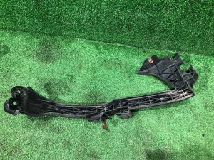 Крепление фары левое SUBARU WRX STI OEM 57707VA010 VAB VAG VA 2015 Blue Pearl K7X