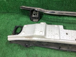 คานเหล็กกันชนหน้า SUBARU FORESTER OEM 57760FC200 57760FC061 SF5 SF9 SF 1998