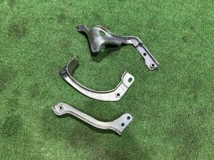 インタークーラーブラケット 21885AA450, 21885AA330 SUBARU WRX STI