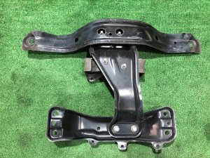 คานรองเกียร์ธรรมดา 41012FG000, 41011FE011, 41011AE100, 41022FE010 SUBARU WRX STI