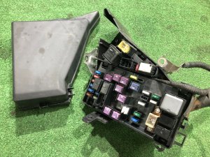保险丝盒 SUBARU WRX STI OEM 82241VA040, 82241VA041 VAB VAG VA 2015 EJ20Y MT6