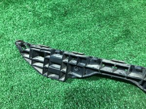 Крепление заднего бампера левое SUBARU WRX STI OEM 57707VA120 VAB VAG VA 2015 Blue Pearl K7X