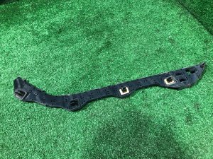 Крепление заднего бампера левое SUBARU WRX STI OEM 57707VA120 VAB VAG VA 2015 Blue Pearl K7X