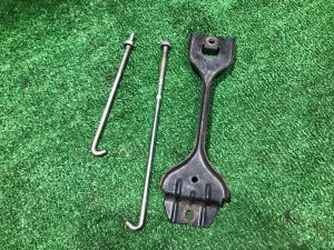 ขายึดแบตเตอรี่ 82182AG001,82161AG001 SUBARU WRX STI