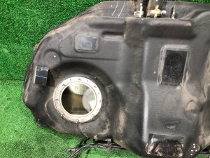油箱 SUBARU WRX STI OEM 42012FJ011 VAB VAG VA 2015 EJ20Y MT6