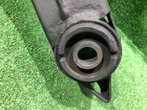 リアメンバー SUBARU OUTBACK OEM 20152AG060 BPE 2008 EZ30D AT