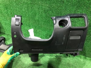 Porta-luvas e apoio de braço свап SUBARU OUTBACK OEM 92114AG120JC, 92113AG051JC, 66150AG140JC, 66120AG101JC BPE 2008 Silver Metallic C6Z