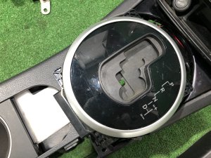 Porta-luvas e apoio de braço свап SUBARU OUTBACK OEM 92114AG120JC, 92113AG051JC, 66150AG140JC, 66120AG101JC BPE 2008 Silver Metallic C6Z