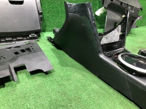 Porta-luvas e apoio de braço свап SUBARU OUTBACK OEM 92114AG120JC, 92113AG051JC, 66150AG140JC, 66120AG101JC BPE 2008 Silver Metallic C6Z