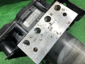 Módulo ABS SUBARU OUTBACK OEM 27596AG212 BPE 2008 EZ30D AT