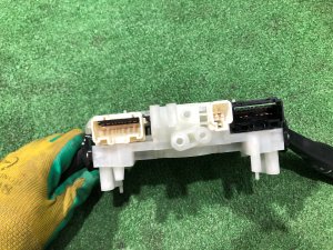 Блок подрулевых переключателей Гитара SUBARU OUTBACK OEM 83161AG360 BPE 2008 EZ30D AT