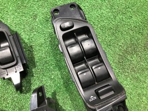 车窗控制模块 SUBARU OUTBACK OEM 83071AG090 83071AG040 BPE 2008 EZ30D AT
