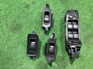กล่องควบคุมกระจกไฟฟ้า 83071AG090 83071AG040 SUBARU OUTBACK