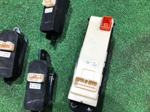 车窗控制模块 SUBARU OUTBACK OEM 83071AG090 83071AG040 BPE 2008 EZ30D AT