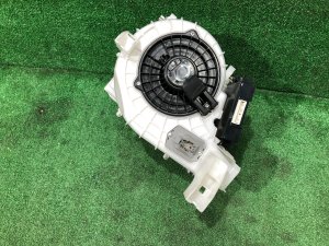 Вентилятор печки SUBARU OUTBACK OEM 72210AG071 BPE 2008 EZ30D AT