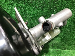 Cilindro-mestre do travão SUBARU OUTBACK OEM 26401AG060, 26402AG220 BPE 2008 EZ30D AT