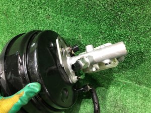 Cilindro-mestre do travão SUBARU OUTBACK OEM 26401AG060, 26402AG220 BPE 2008 EZ30D AT