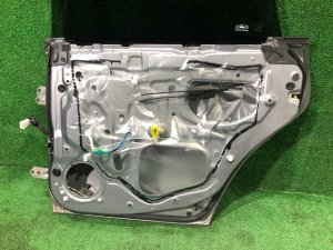 Puerta trasera derecha SUBARU OUTBACK OEM 60409AG0419P BPE 2008 Silver Metallic C6Z
