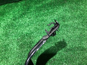 ボンネットステーホルダー SUBARU OUTBACK OEM 57255AG000, 57232AG050 BPE 2008 Silver Metallic C6Z