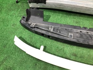 Refuerzo del parachoques delantero SUBARU OUTBACK OEM 57712AG320, 57707AG080, 57705AG030 BPE 2008