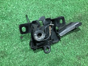 กลอนล็อกฝากระโปรงหน้า SUBARU OUTBACK OEM 57310AG000 BPE 2008 Silver Metallic C6Z