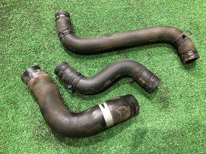 ラジエーターホース SUBARU OUTBACK OEM 45161AG030, 45161AG050, 45161AG040 BPE 2008 EZ30D AT