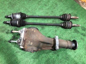 差速器 с приводами G/R=3.272 XU SUBARU OUTBACK OEM 38300AC210, 28421AG011 BPE 2008 EZ30D AT