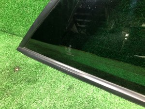 Стекло багажника правое SUBARU OUTBACK OEM 65210AG240 BPE 2008
