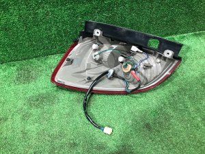 ไฟท้ายขวา SUBARU OUTBACK OEM 84201AG322 BPE 2008