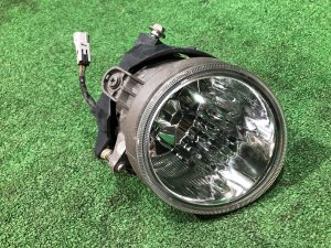 右フォグランプ 114- SUBARU OUTBACK OEM 84501AG021 BPE 2008
