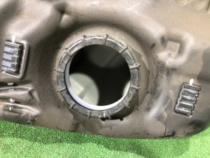 Бензобак SUBARU LEGACY OEM 42012YC003 BMG BM9 BM 2013 FA20E CVT