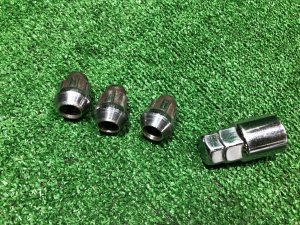 Porcas antirroubo de roda McGard SUBARU LEGACY OEM 12345678 BMG BM9 BM 2013