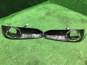 Ходовые огни LED Заглушки туманок SUBARU LEGACY OEM 57731AJ690, 57731AJ680 BMG BM9 BM 2013 White Pearl 37J