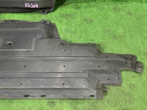 แผ่นกันใต้ท้องรถ SUBARU LEGACY OEM 56411AJ001, 56411AJ011 BMG BM9 BM 2013 White Pearl 37J