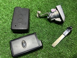 Canhão da porta com chave + личинка SUBARU LEGACY OEM 57492AJ040 BMG BM9 BM 2013