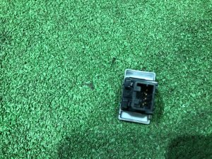 TRC OFF 开关 SUBARU LEGACY OEM 83002AJ020 BMG BM9 BM 2013
