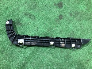 Soporte derecho del parachoques trasero SUBARU LEGACY OEM 57707AJ040 BMG BM9 BM 2013 White Pearl 37J