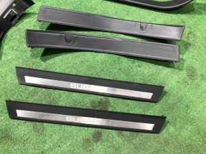 スカッフプレート SUBARU LEGACY OEM 94060AJ040VH, 94060AJ071, 94061AJ020, 94061AJ030 BMG BM9 BM 2013 White Pearl 37J