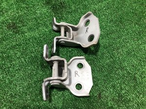 右前门铰链 SUBARU LEGACY OEM 60079AG002, 60079AG012 BMG BM9 BM 2013 White Pearl 37J