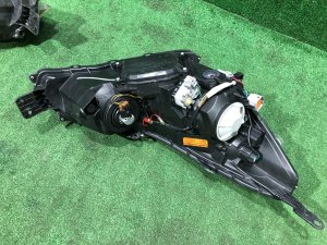 Faróis и реснички SUBARU LEGACY OEM 84001AJ360, 84001AJ370 BMG BM9 BM 2013