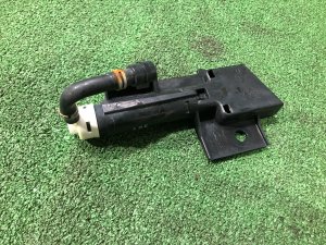 หัวฉีดน้ำล้างไฟหน้าขวา SUBARU LEGACY OEM 86636AJ150 BMG BM9 BM 2013