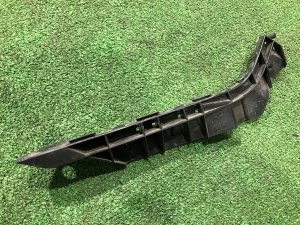 ขายึดกันชนหน้าขวา 57707AJ240 SUBARU LEGACY