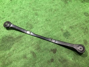 リアタワーバー SUBARU LEGACY OEM 20157AJ040 BMG 2013