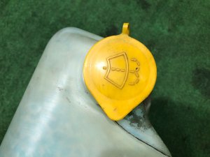 กระปุกน้ำฉีดกระจก SUBARU IMPREZA OEM 86610FC000 GDA, GDB, GD 2002 EJ205 AT