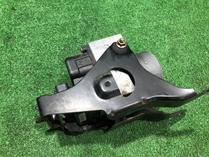 Módulo ABS SUBARU IMPREZA OEM 27539FE130 GDA, GDB, GD 2002 EJ205 AT
