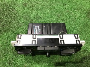 Comando do climatizador SUBARU IMPREZA OEM 72311FE001 GDA, GDB, GD 2002 EJ205 AT